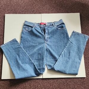 Gloria Vanderbilt Size 18